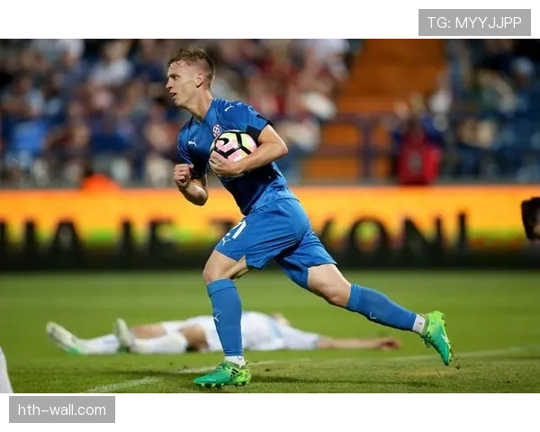 奥尔莫与贝林厄姆：创造型与冲击型中场差异解析